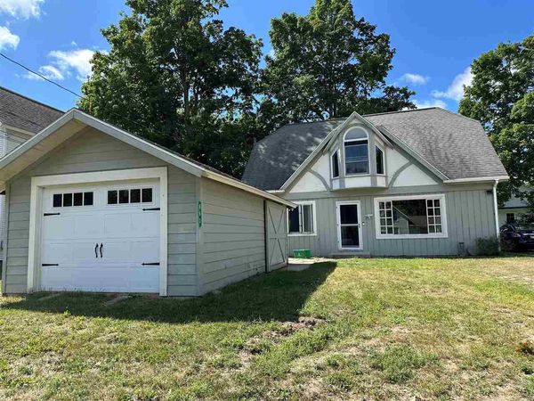 663 Harrison Street, Harbor Springs, MI 49740