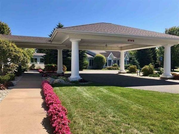 4143 Village Circle, Unit 25, Harbor Springs, MI 49740
