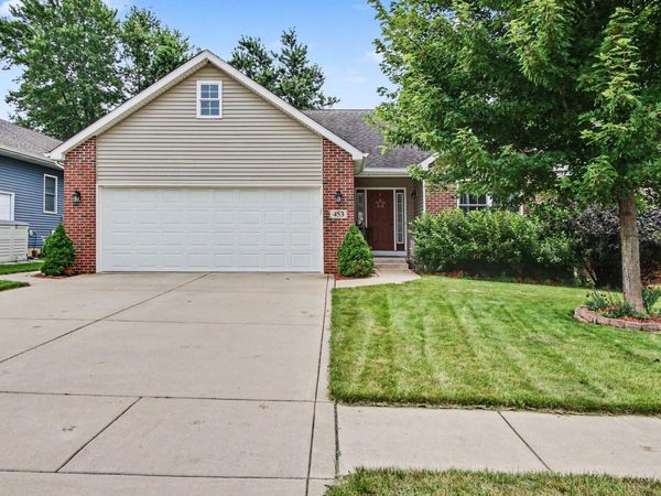 453 Andover Drive , Valparaiso, IN 46385
