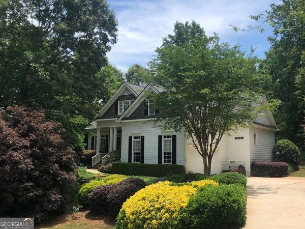 4614 Chartwell Chase Court, Flowery Branch, GA 30542