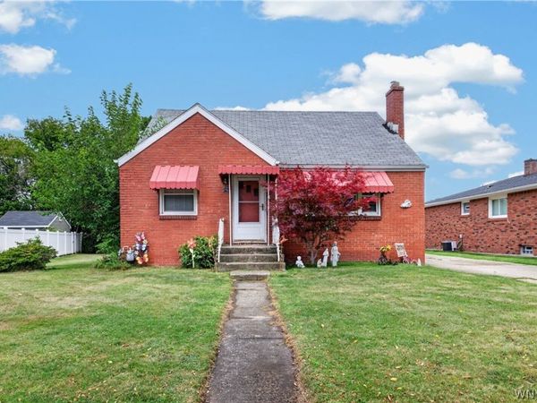 16 Densmore Street , Buffalo, NY 14220