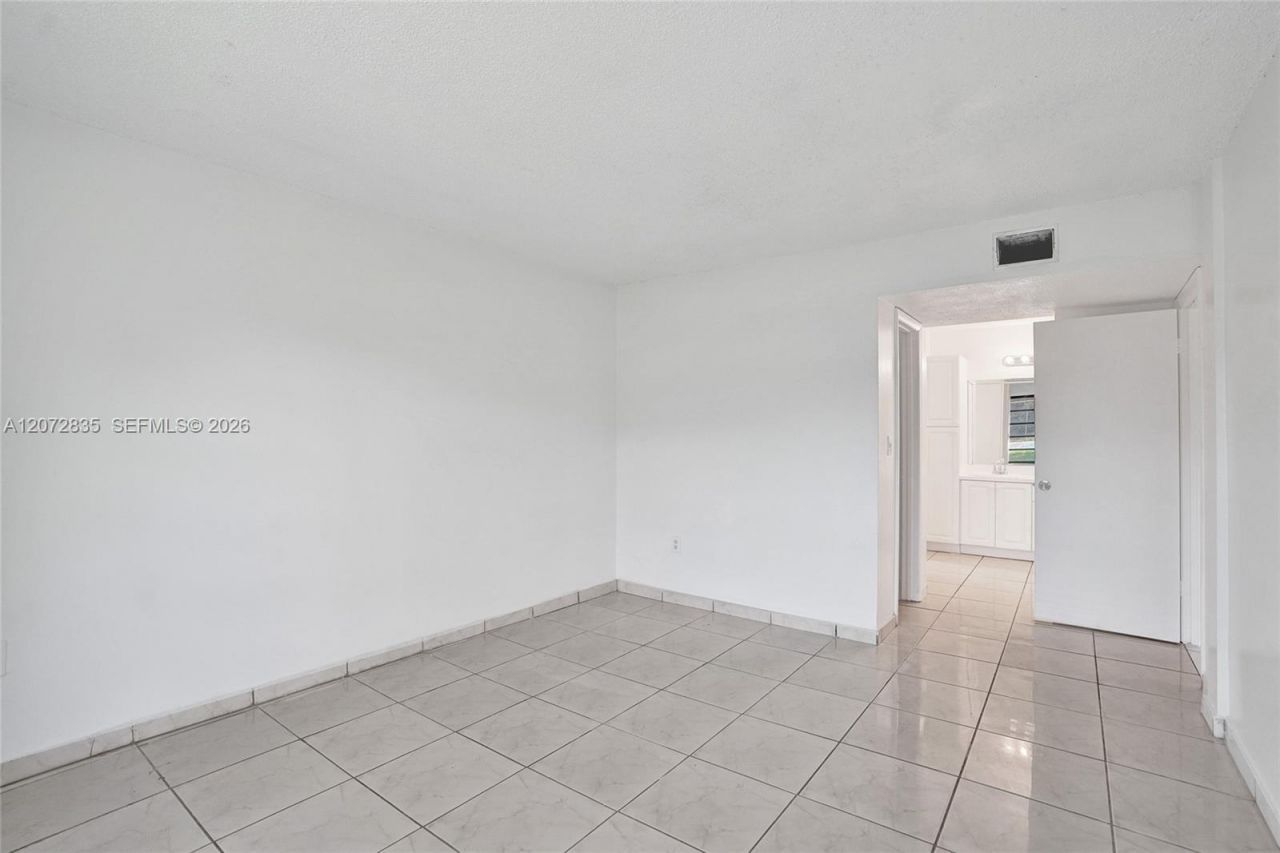 5700 SW 127th Ave , Unit 1118, Miami, FL 33183 Photo