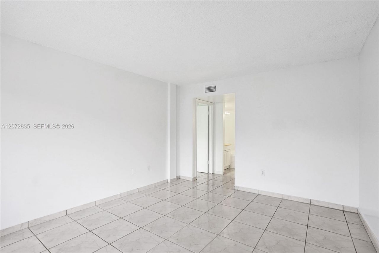 5700 SW 127th Ave , Unit 1118, Miami, FL 33183 Photo
