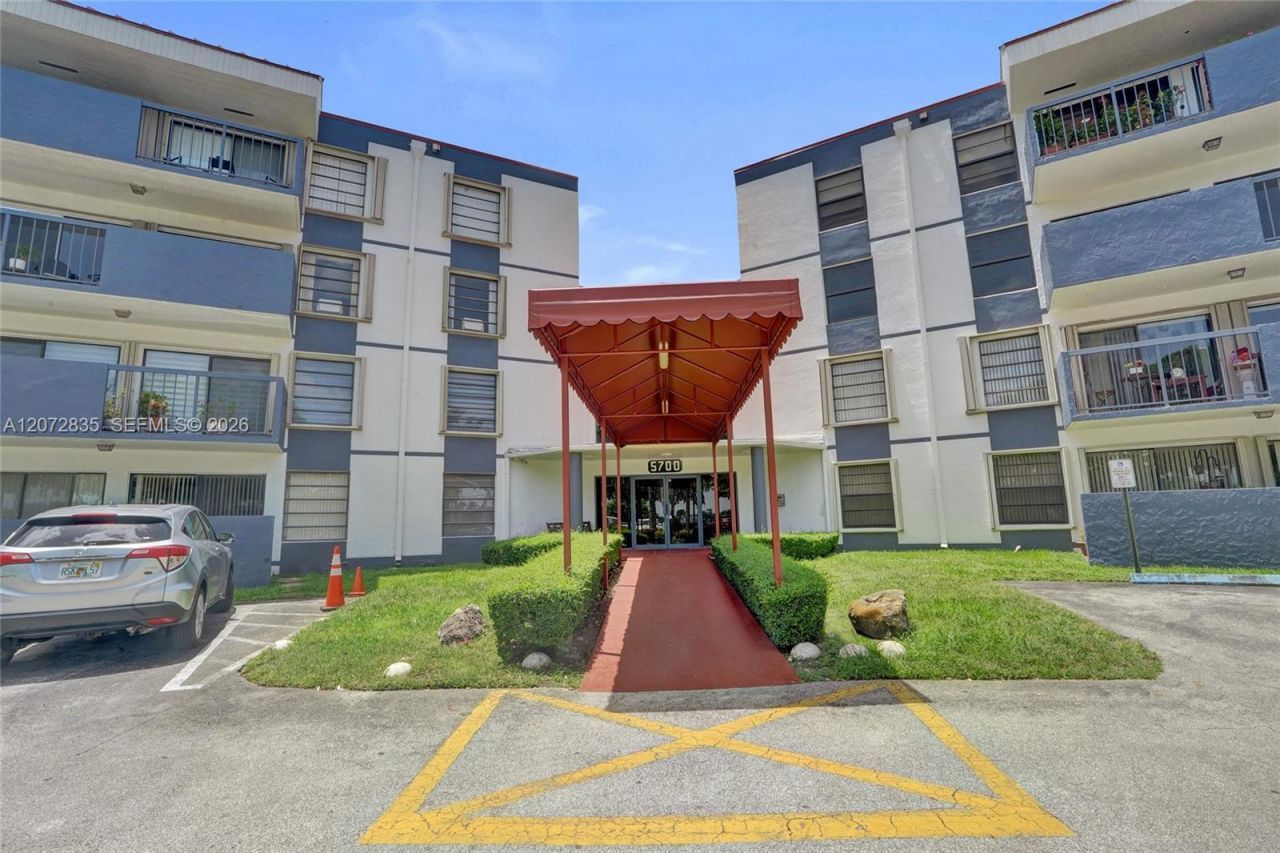 5700 SW 127th Ave , Unit 1118, Miami, FL 33183 Photo
