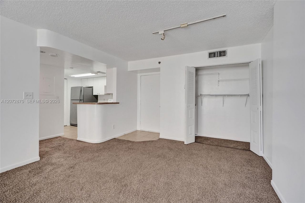 770 Claughton Island Dr , Unit 709, Miami, FL 33131 Photo