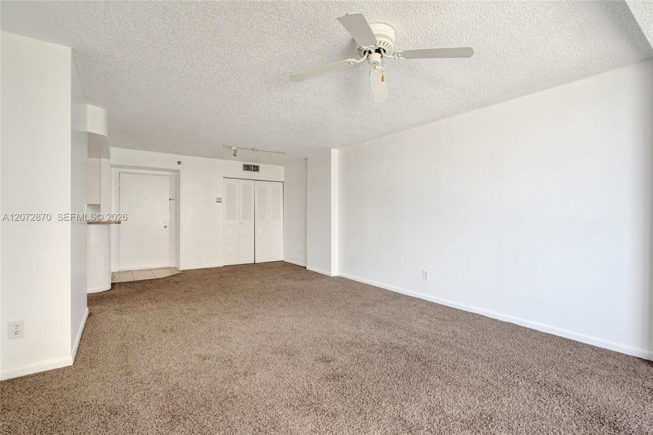 770 Claughton Island Dr , Unit 709, Miami, FL 33131 Photo