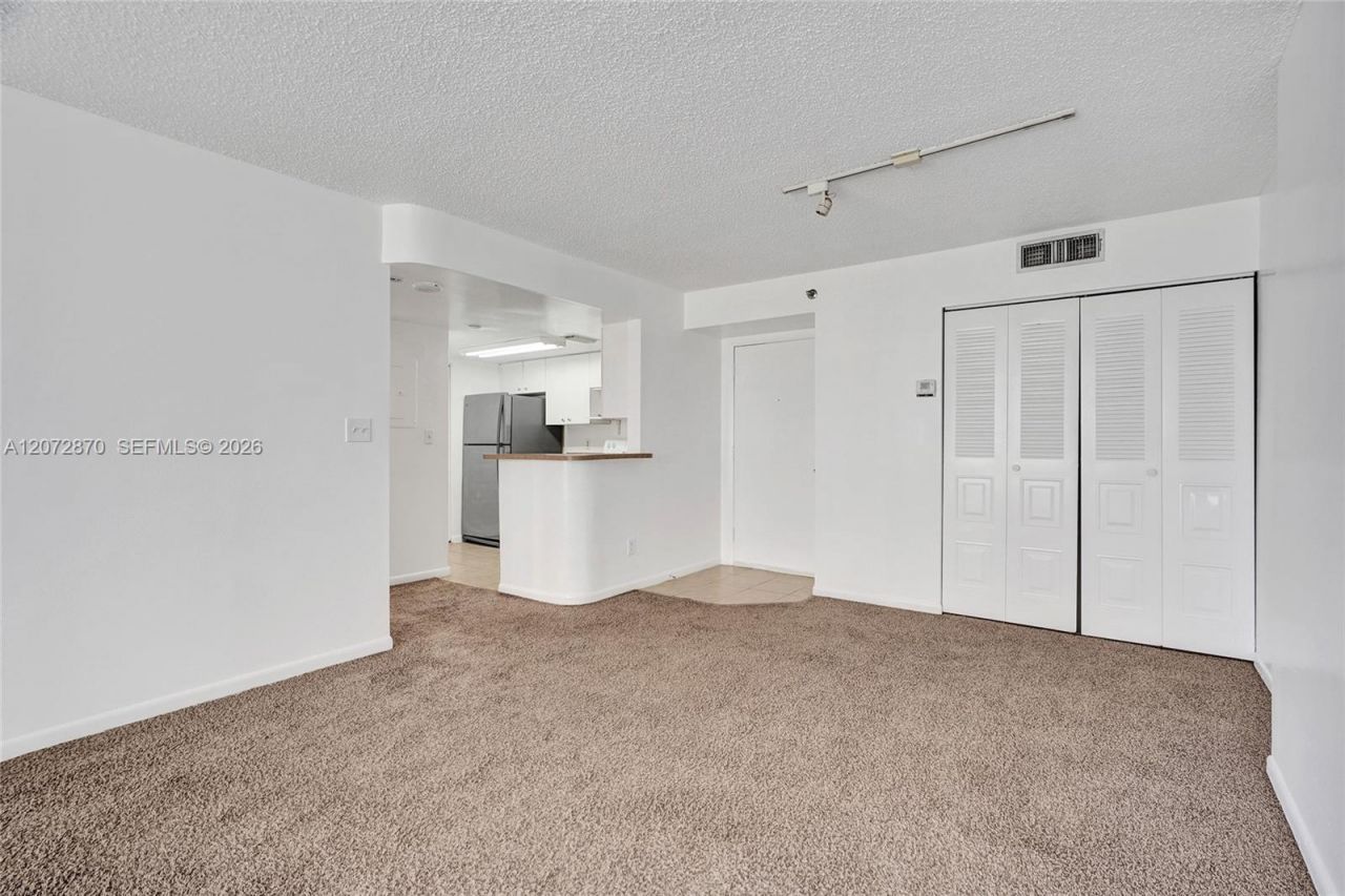 770 Claughton Island Dr , Unit 709, Miami, FL 33131 Photo