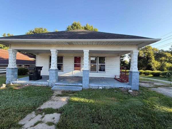 1414 E Poplar Street, Petersburg, IN 47567