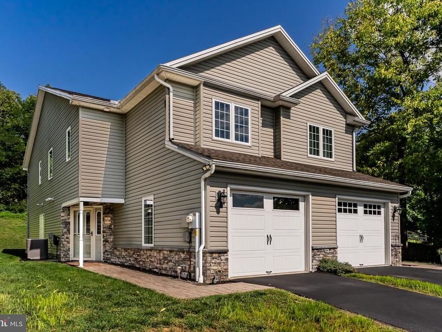 104 Dennis Drive, Enola, PA 17025 Main Photo