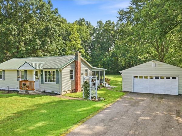 11596 Homestead Avenue NE, Alliance, OH 44601