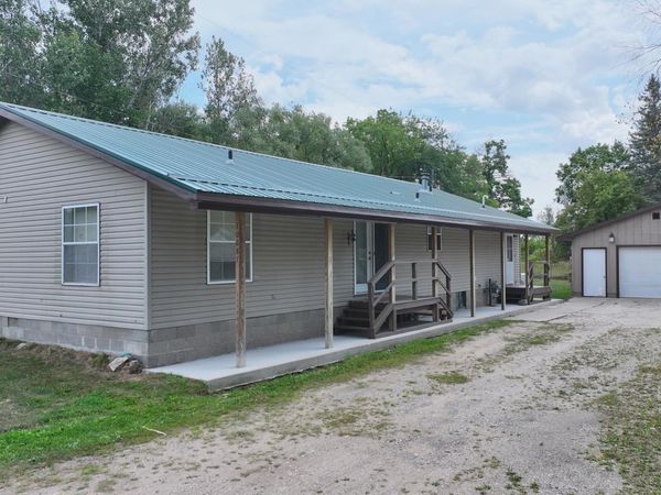 10687 Dwight Street, Chippewa Lake, MI 49320