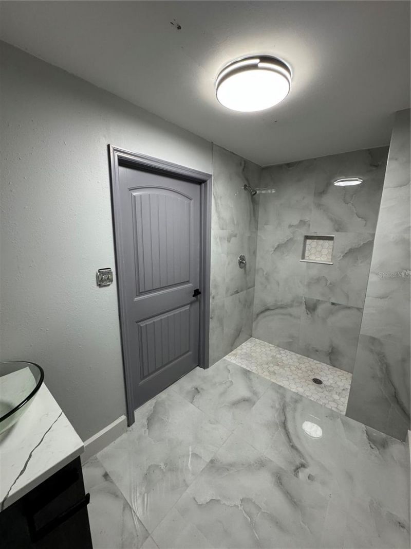 4825 N Lauber Way, Tampa, FL 33614 Photo