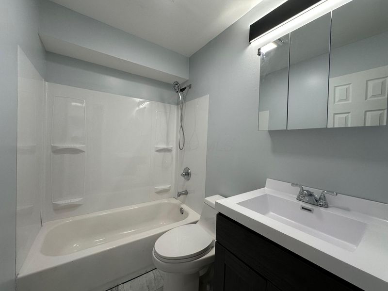 4735 Frost Avenue, Columbus, OH 43228 Photo 13