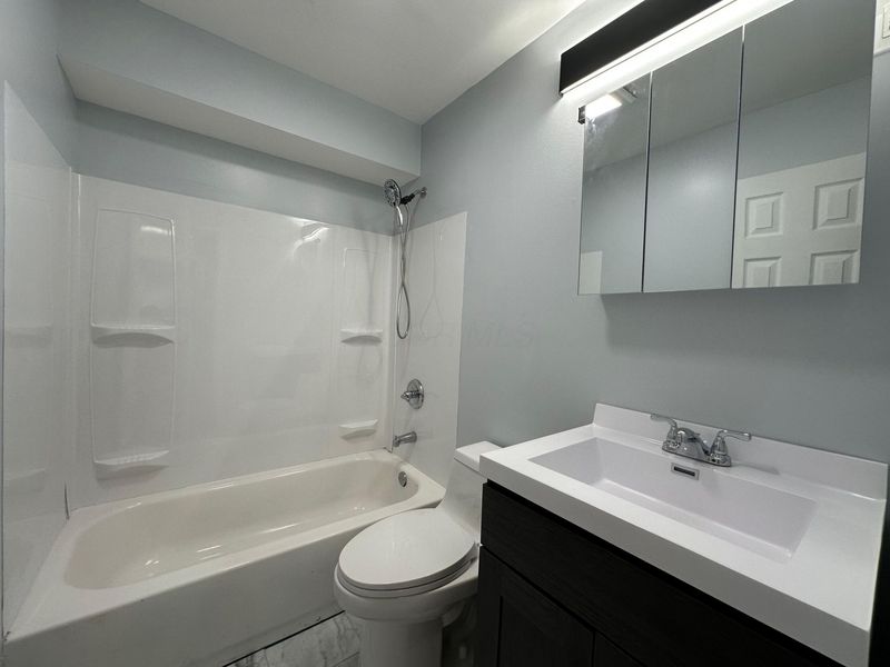 4735 Frost Avenue, Columbus, OH 43228 Photo 14