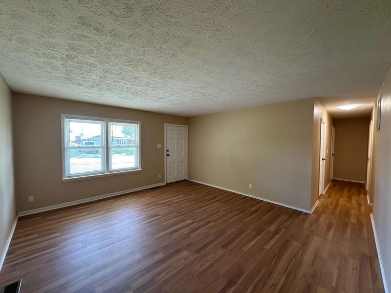 4735 Frost Avenue, Columbus, OH 43228 Photo 18