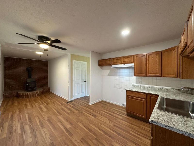 4735 Frost Avenue, Columbus, OH 43228 Photo 6