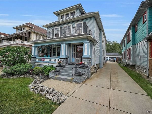 737 Tacoma Avenue , Buffalo, NY 14216