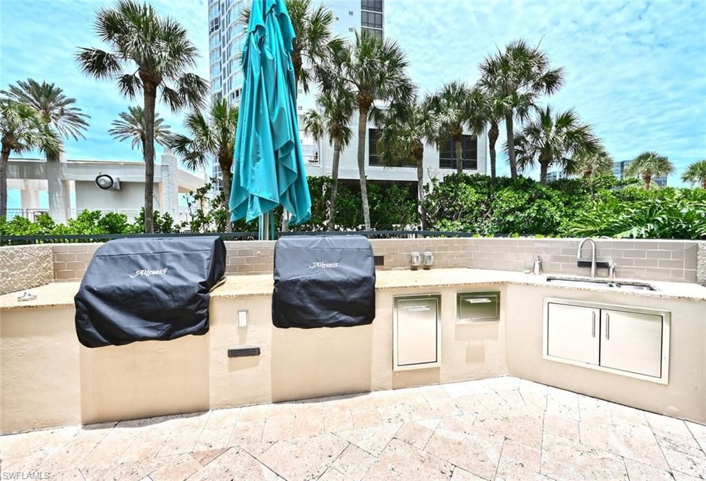 4551 Gulf Shore Blvd N, Unit 605, Naples, FL 34103 Photo