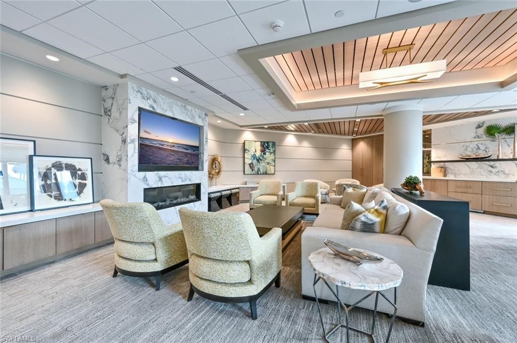 4551 Gulf Shore Blvd N, Unit 605, Naples, FL 34103 Photo