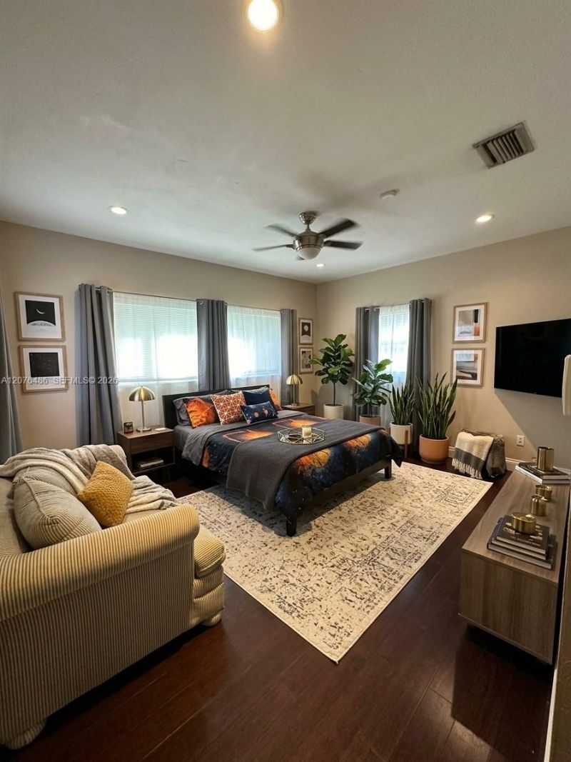 400 NE 2nd St, Pompano Beach, FL 33060 Photo