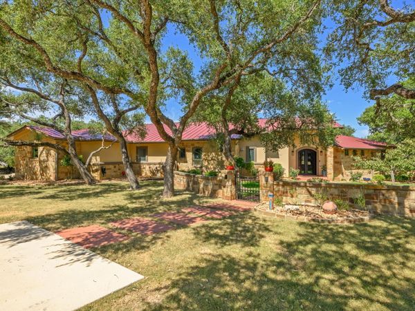 1273 Ranchers Club LN, Driftwood, TX 78619