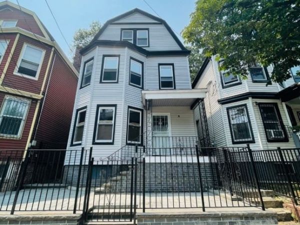 823 S 14Th St, Newark, NJ 07108