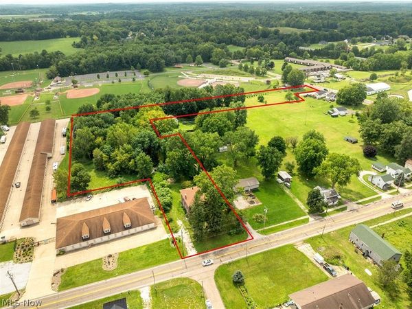 2320 Greensburg Road , North Canton, OH 44720