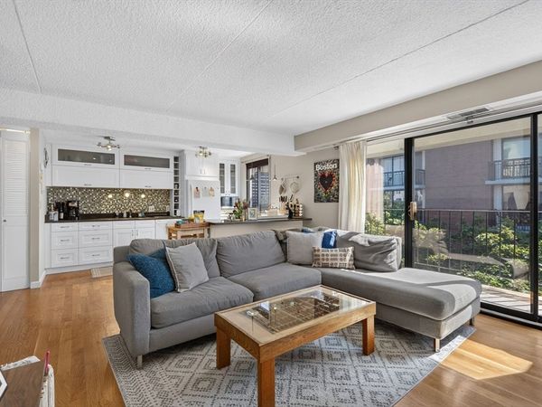 55 Sewall Ave, Unit PHB, Brookline, MA 02446