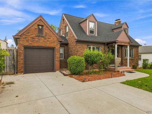 744 Seymour Avenue, Niagara Falls, NY 14305