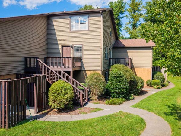 516 Pilgrim Court, Unit B, Johnson City, TN 37601