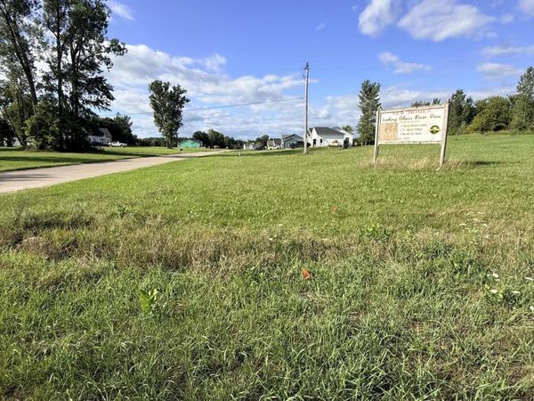 V/l Chicory , Portland, MI 48875