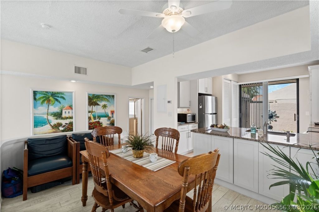 3319 SE La Prado Court, Port Saint Lucie, FL 34952 Photo