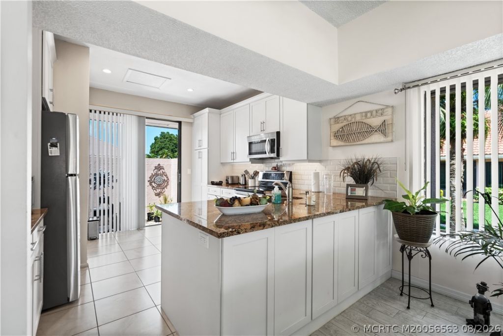 3319 SE La Prado Court, Port Saint Lucie, FL 34952 Photo