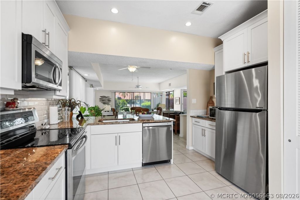 3319 SE La Prado Court, Port Saint Lucie, FL 34952 Photo