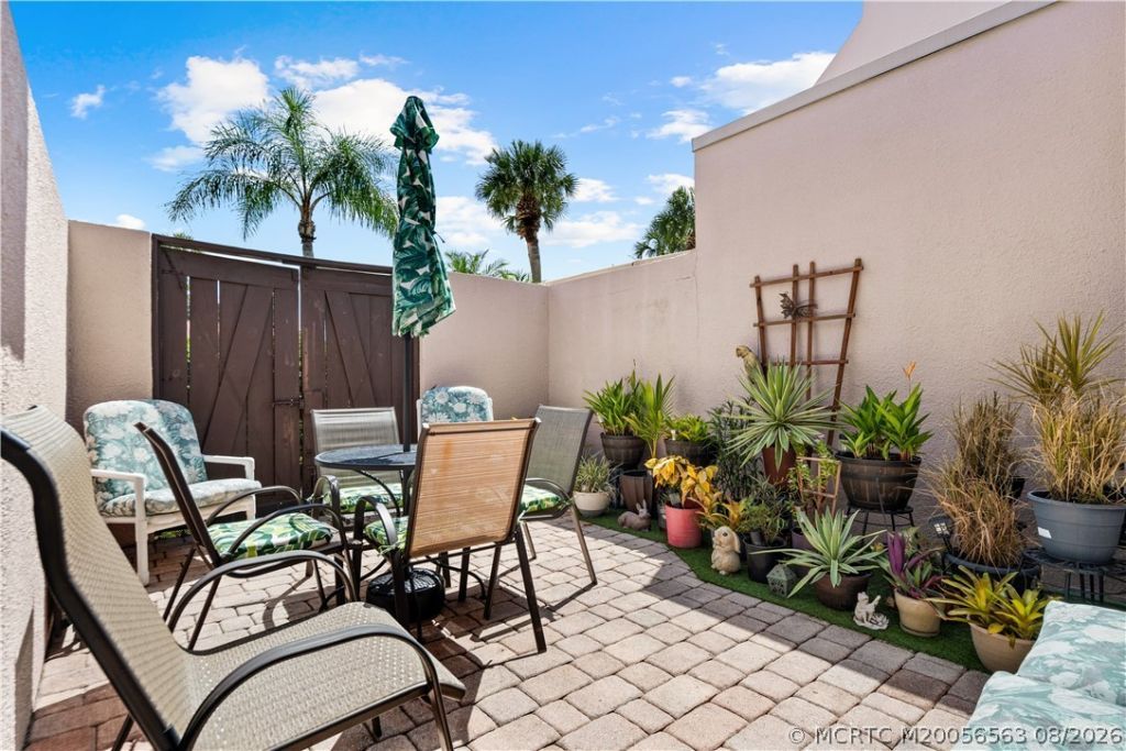 3319 SE La Prado Court, Port Saint Lucie, FL 34952 Photo