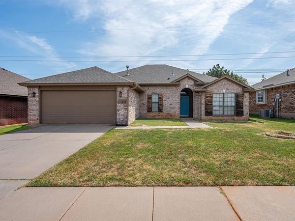 213 Sandstone Drive, Norman, OK 73071