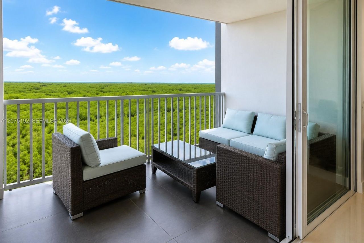 14951 Royal Oaks Ln, Unit 1601, North Miami, FL 33181 Photo