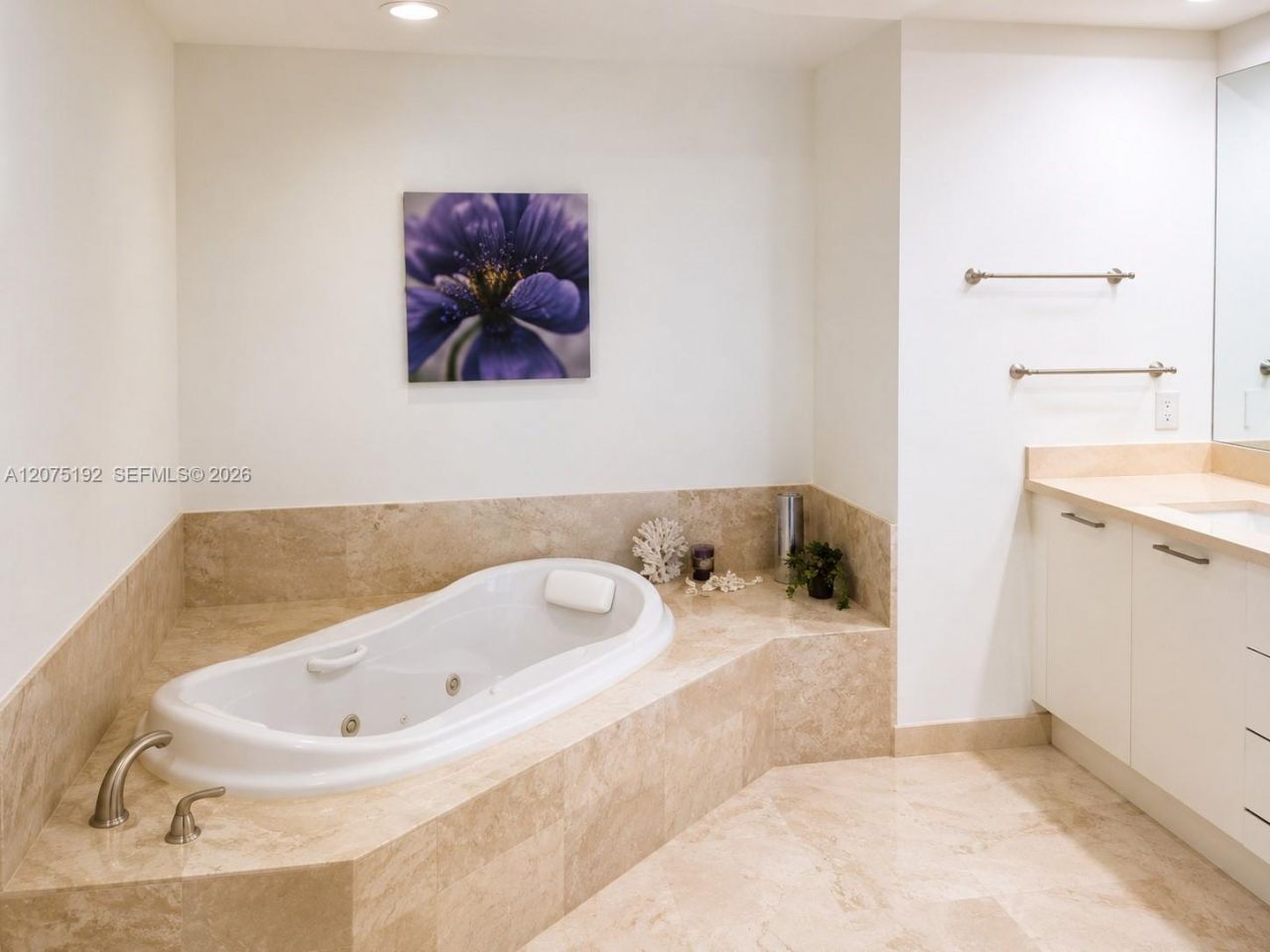 14951 Royal Oaks Ln, Unit 1601, North Miami, FL 33181 Photo