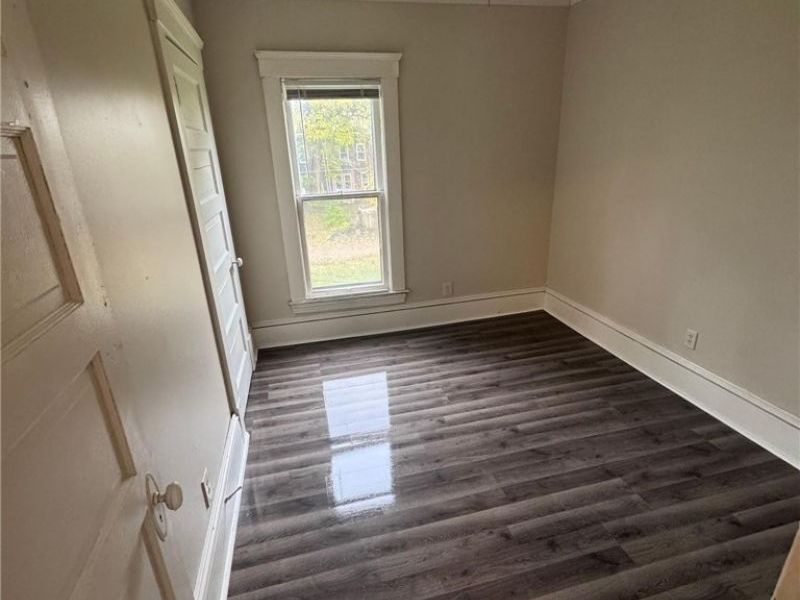 9521 Macon Avenue, Cleveland, OH 44102 Photo 13