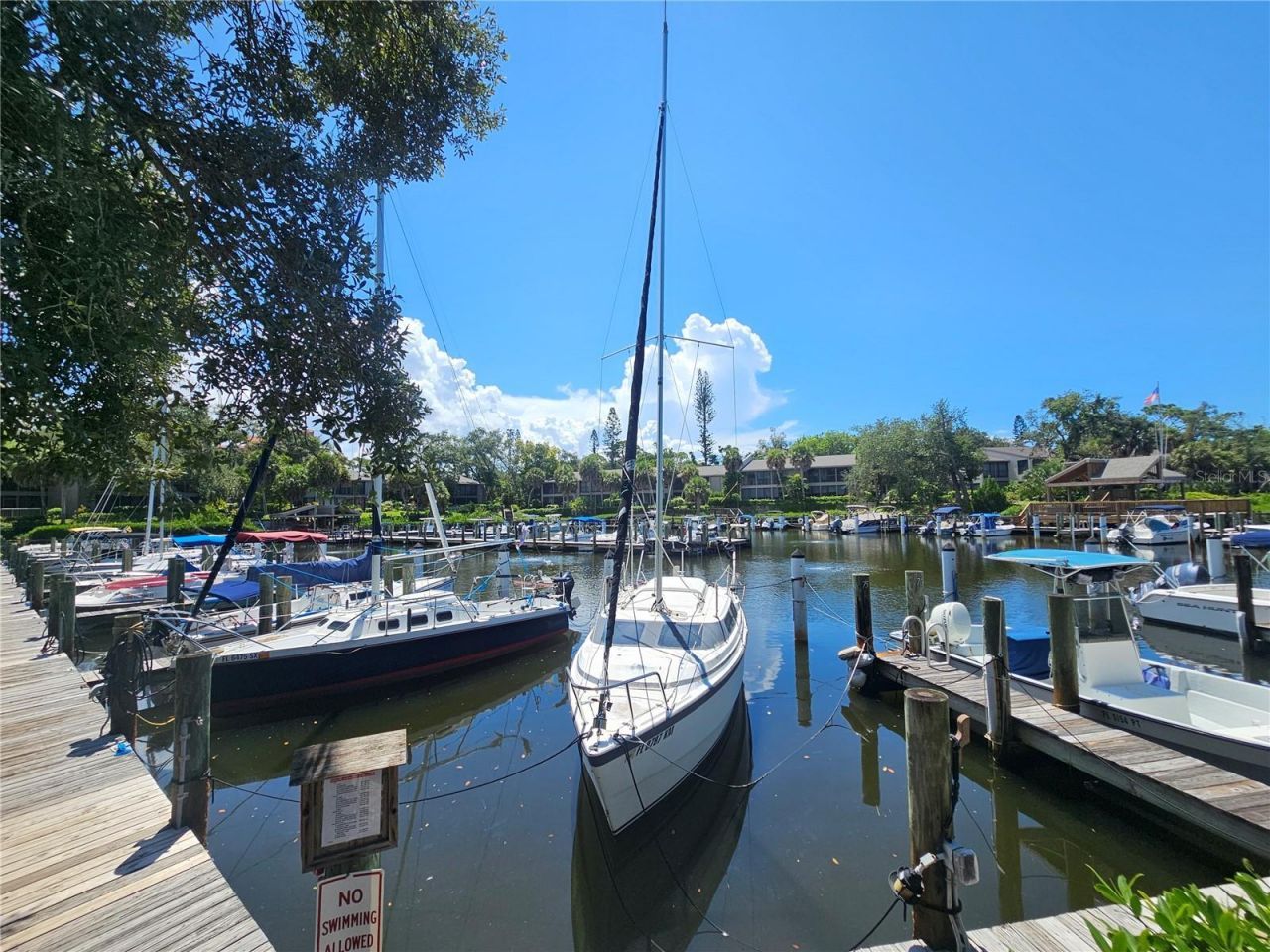 1720 Glenhouse Drive, Unit 328, Sarasota, FL 34231 Photo
