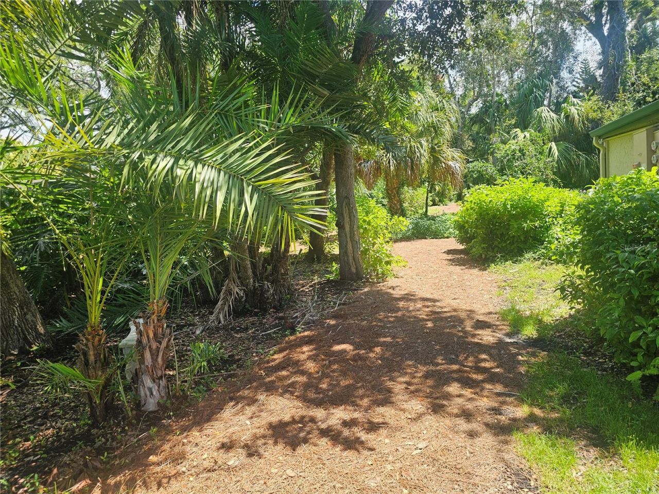 1720 Glenhouse Drive, Unit 328, Sarasota, FL 34231 Photo
