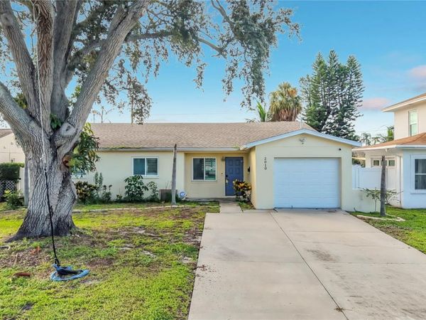 2010 BAYOU GRANDE BOULEVARD NE, ST PETERSBURG, FL 33703