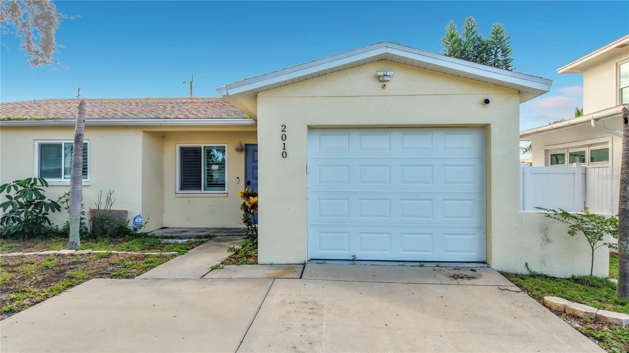 2010 Bayou Grande Boulevard Ne, Saint Petersburg, FL 33703 Photo