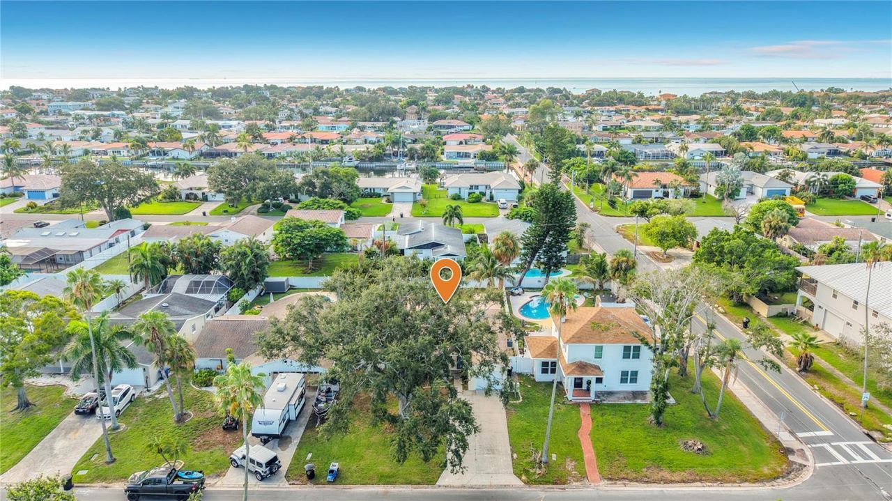 2010 Bayou Grande Boulevard Ne, Saint Petersburg, FL 33703 Photo