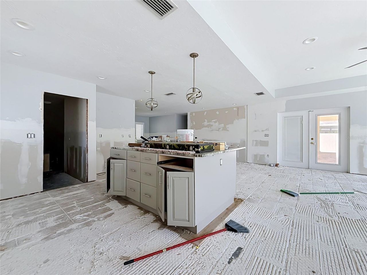 2010 Bayou Grande Boulevard Ne, Saint Petersburg, FL 33703 Photo
