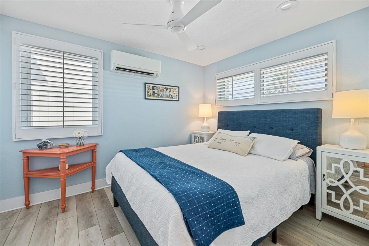 839 E 10th Avenue, New Smyrna Beach, FL 32169 Photo