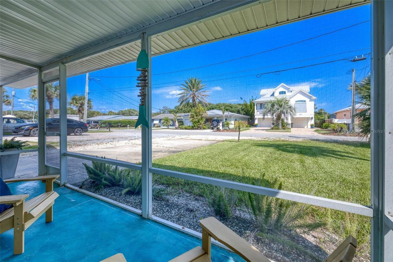 839 E 10th Avenue, New Smyrna Beach, FL 32169 Photo
