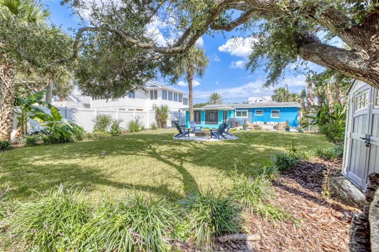 839 E 10th Avenue, New Smyrna Beach, FL 32169 Photo