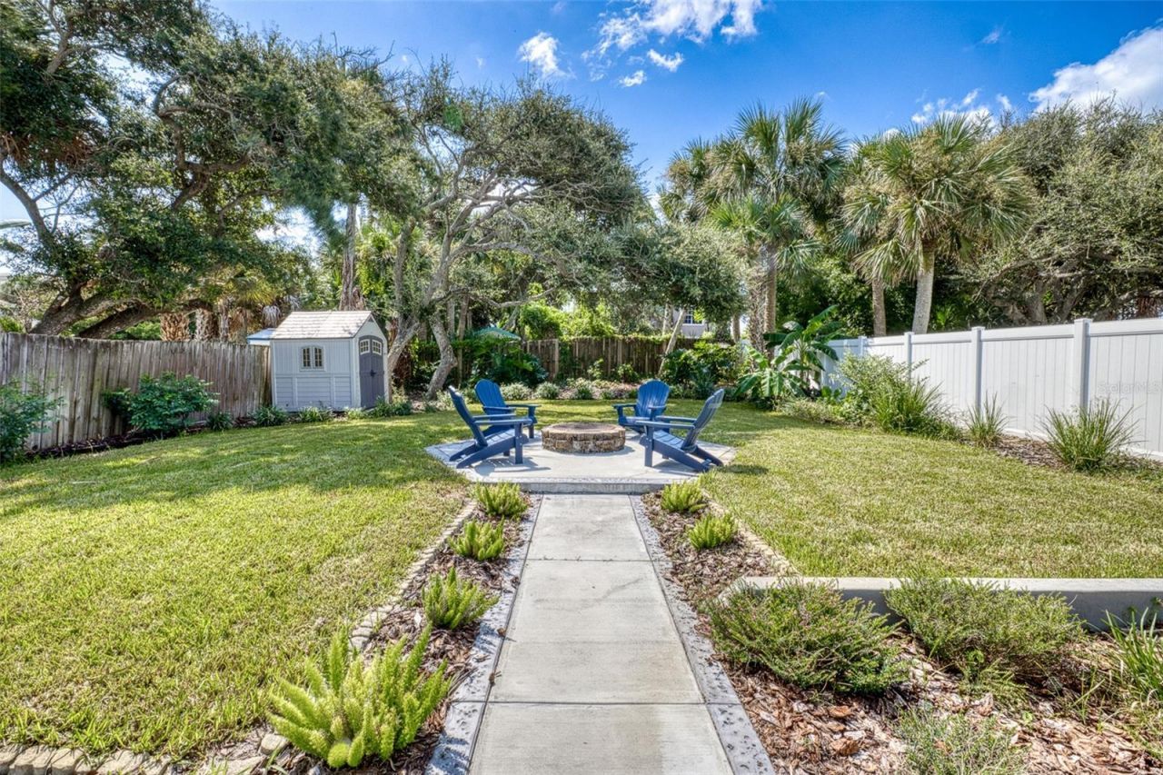 839 E 10th Avenue, New Smyrna Beach, FL 32169 Photo