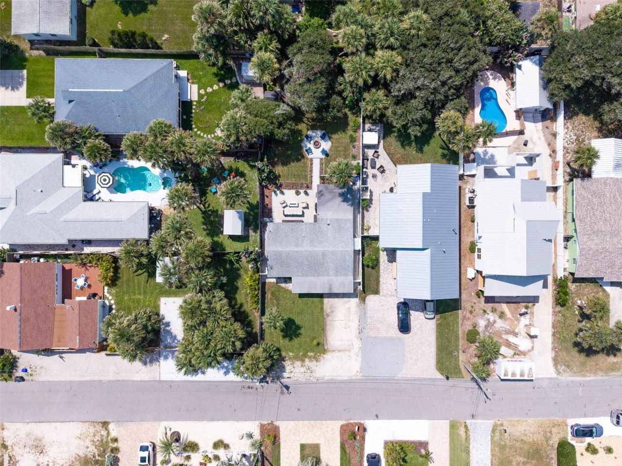 839 E 10th Avenue, New Smyrna Beach, FL 32169 Photo